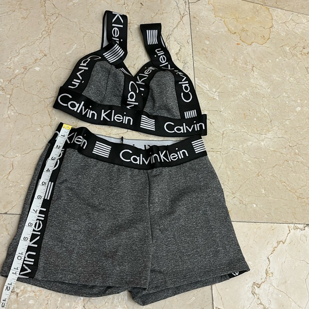 NWOT-  gray/black Sexy and cute gym outfit CK